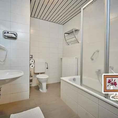 Hotel Giamas 3*
